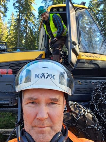 Metsäkoneen kuljettajan koulutuspäivä